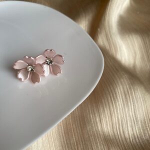 Flower Studs (Pink)