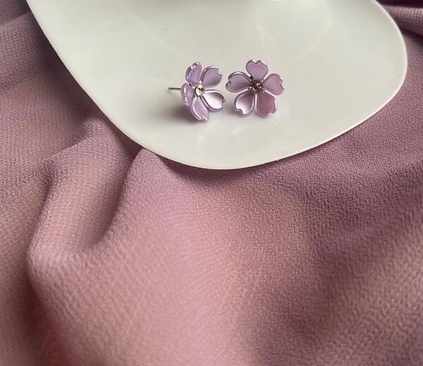 Flower Studs (Purple)